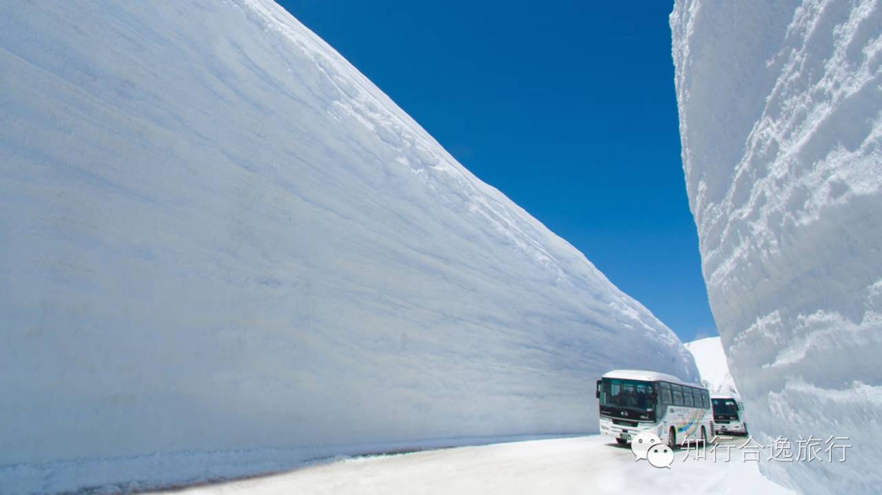 为阿尔卑斯山脉路线除雪开通道路时,这里会形成约 500米长的雪墙