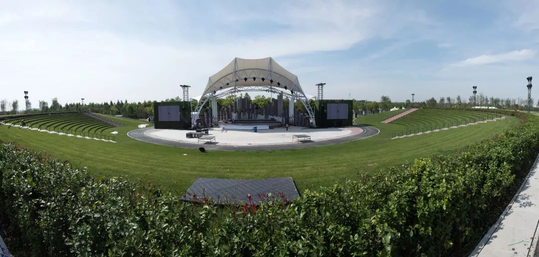 (起点)大通音乐谷(起点)→申迪南路→月牙畔→阳光大道环岛→申迪东路